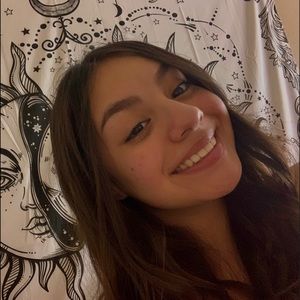 Meet your Posher, Arlette